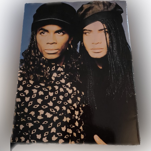 Milli Vanilli 1990 Concert Program Super Rare!! Vintage Collectible Original - Picture 2 of 9